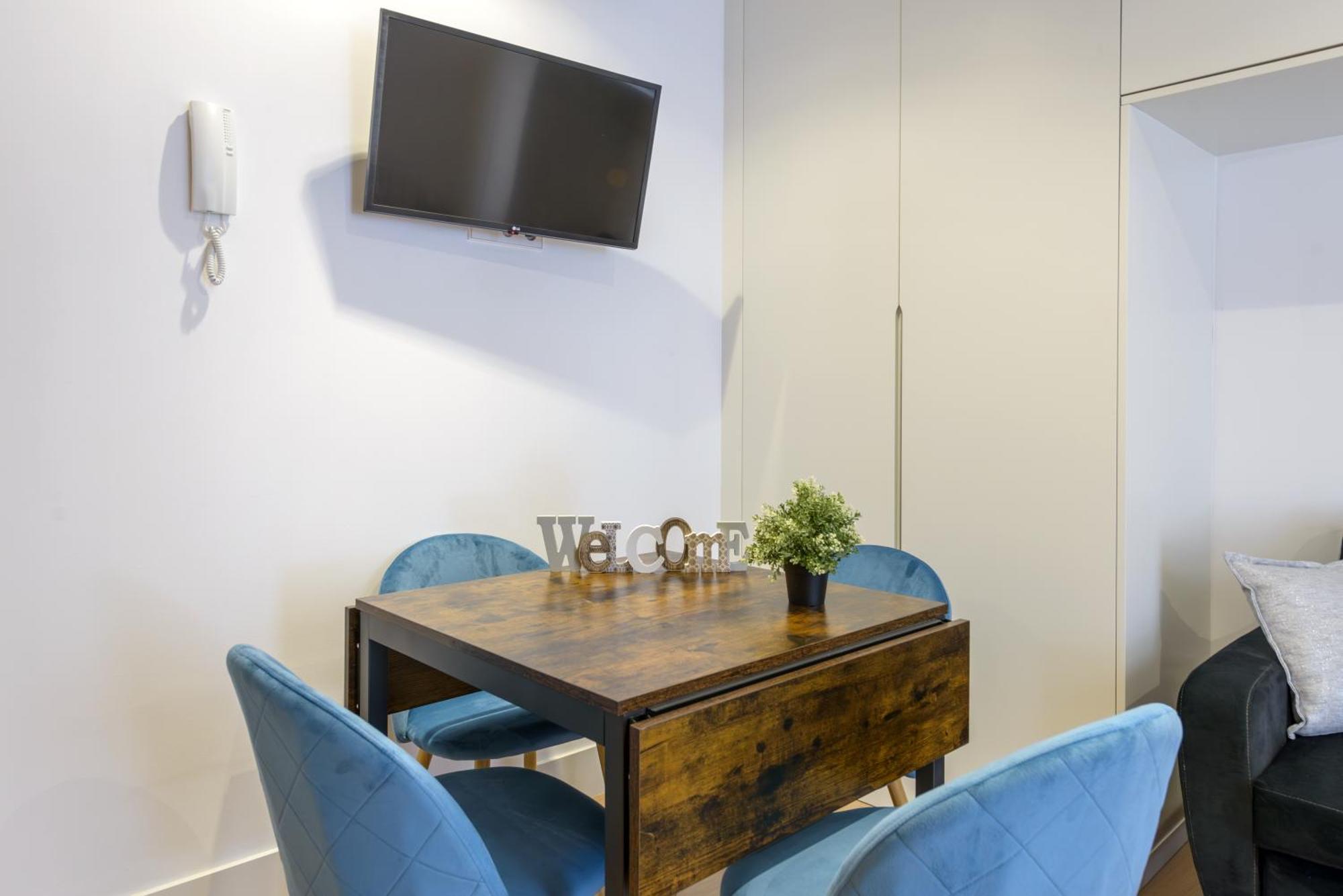 Appartamento Gran Via New 2Br 1Bth Elevator Madrid Esterno foto