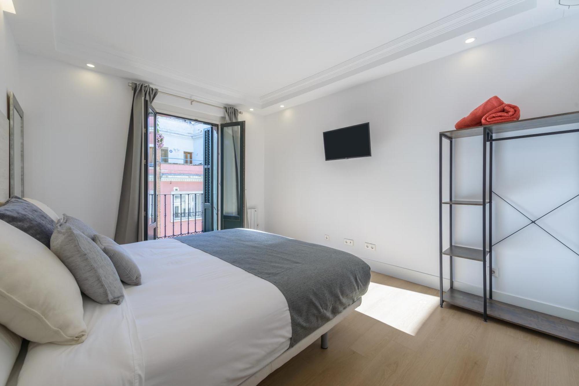 Appartamento Gran Via New 2Br 1Bth Elevator Madrid Esterno foto